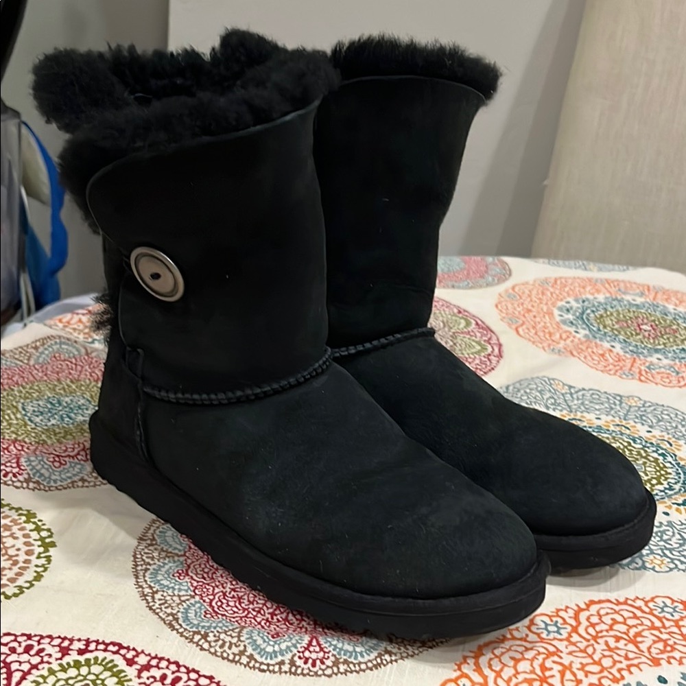 UGG Australia Women's Black Boots size 9 women’s